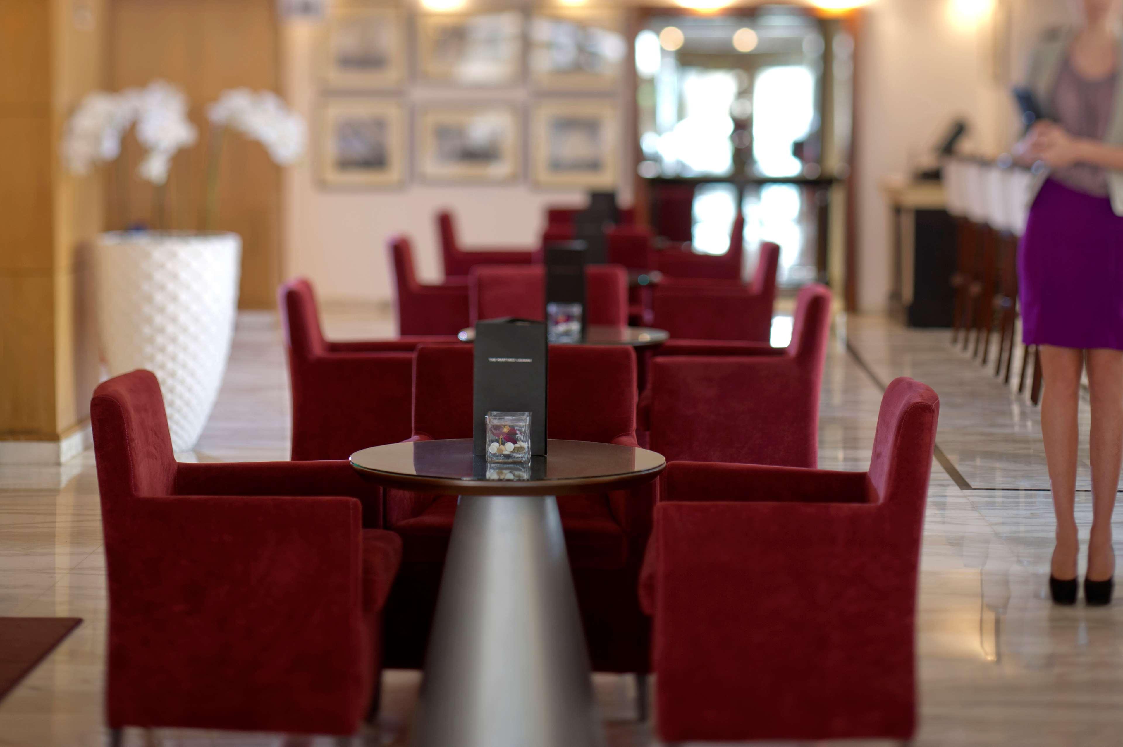 מלון Radisson Blu Martinez ביירות מראה חיצוני תמונה The lobby